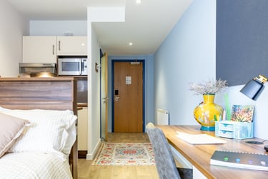 Premium Studio - Image 2